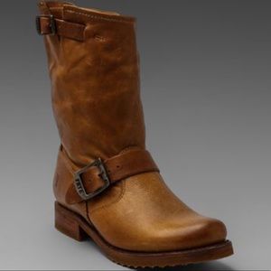 Frye ‘Veronica Short’ Boots